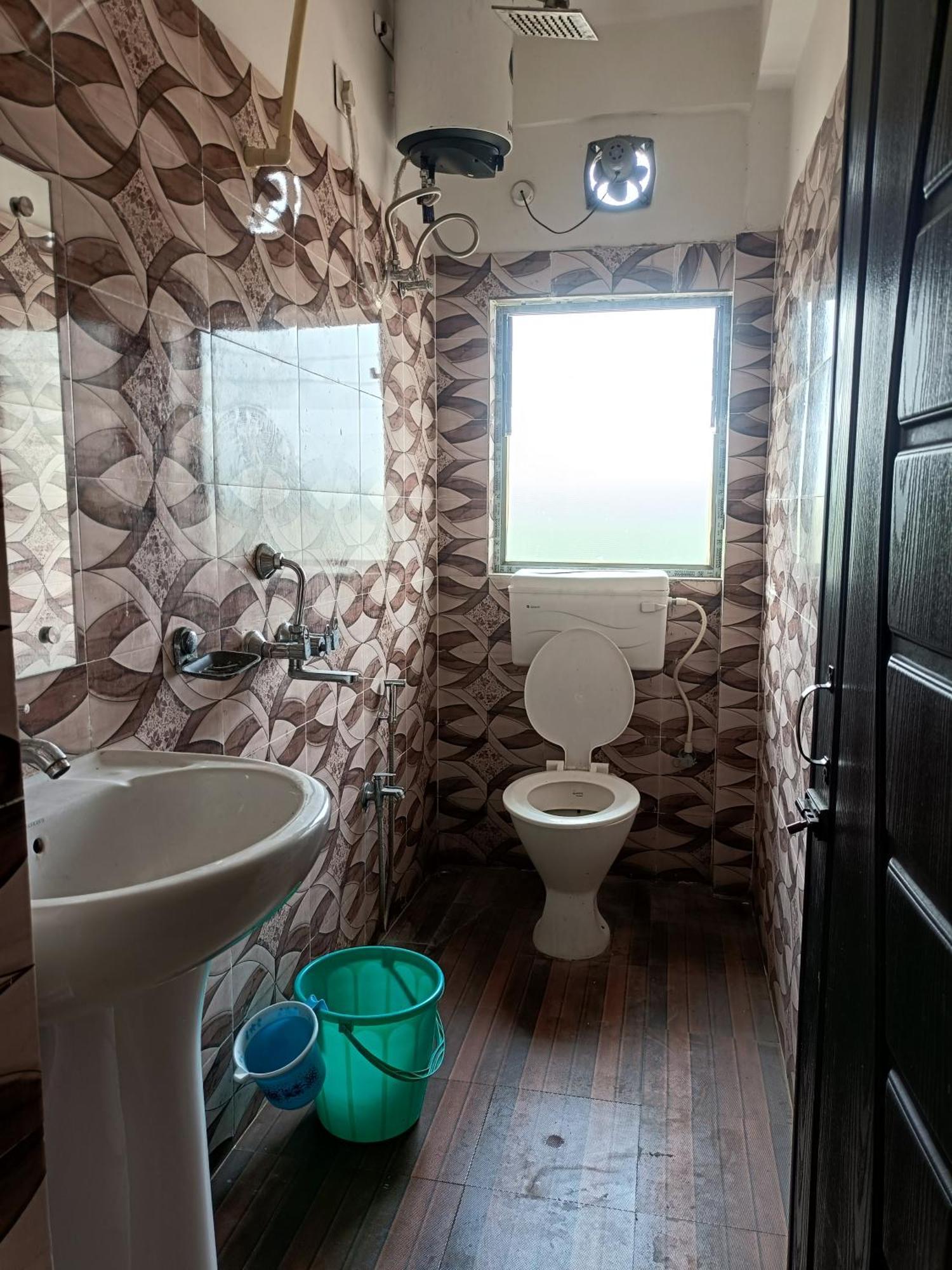 Hotel Knight Inn Airport Guwahati Ngoại thất bức ảnh